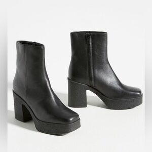 Seychelles Navigate Platform Boots NWOT Black 7.5